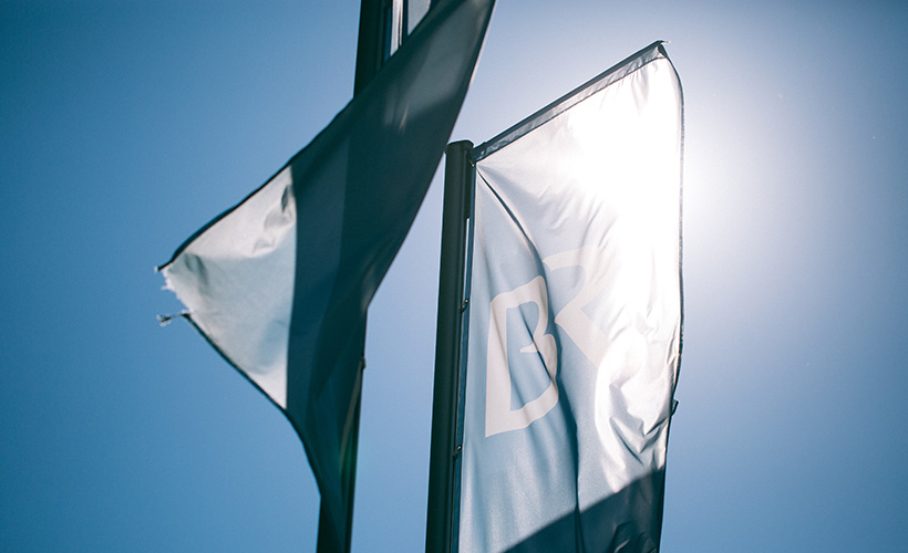 Blue flags with the BR logo Ι Photograph: BR/Max Hofstetter